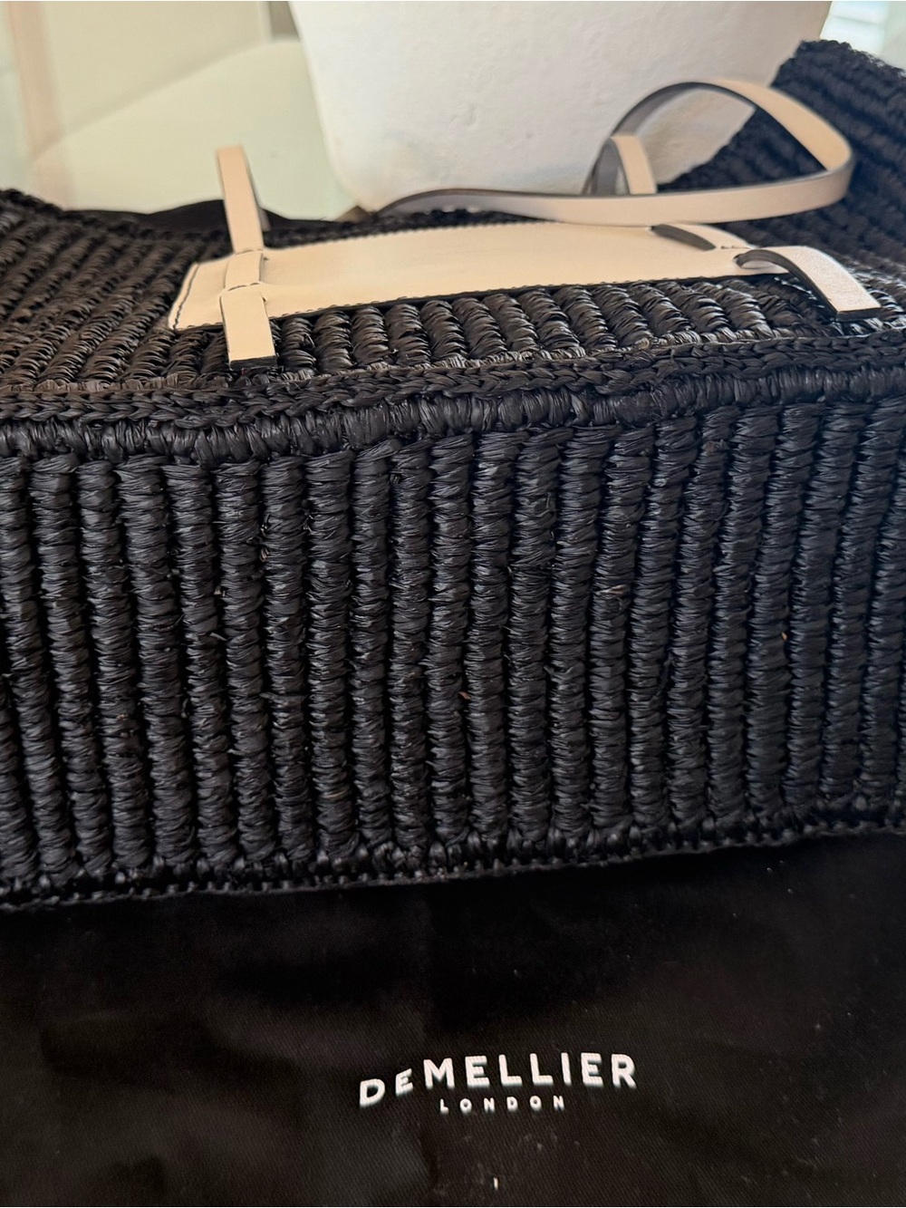 DeMellier “The Capri” Black Tote with Cream Front Pocket - Picture 3 of 9